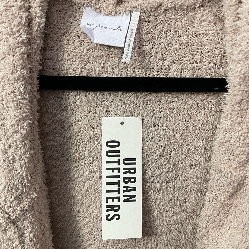 Urban Outfitters Sweater Cardigan Hoodie with Pockets Beige/ Tan Sz L NWT - Picture 8 of 11